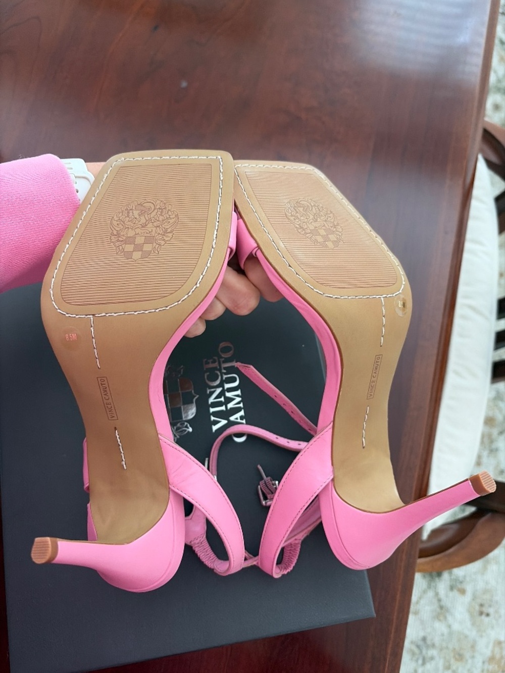 Pink heels - Picture 4 of 4